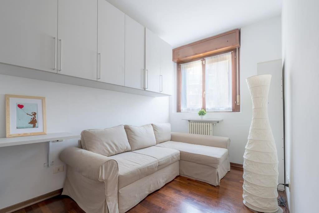 Duomo-PortaromanaXxl Home Terrace & Free Parking Milano Ngoại thất bức ảnh