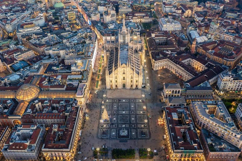 Duomo-PortaromanaXxl Home Terrace & Free Parking Milano Ngoại thất bức ảnh